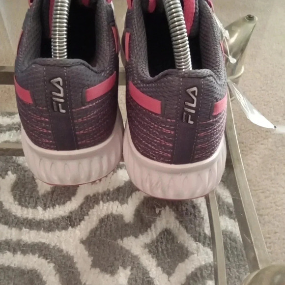 Fila Memory Identity Memory ultra cool max sneakers size 9 women new. - Picture 3 of 6